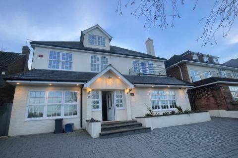 Outdoor Soffit Lighting in Loughton